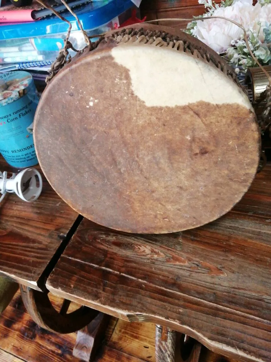 African drum - Image 1
