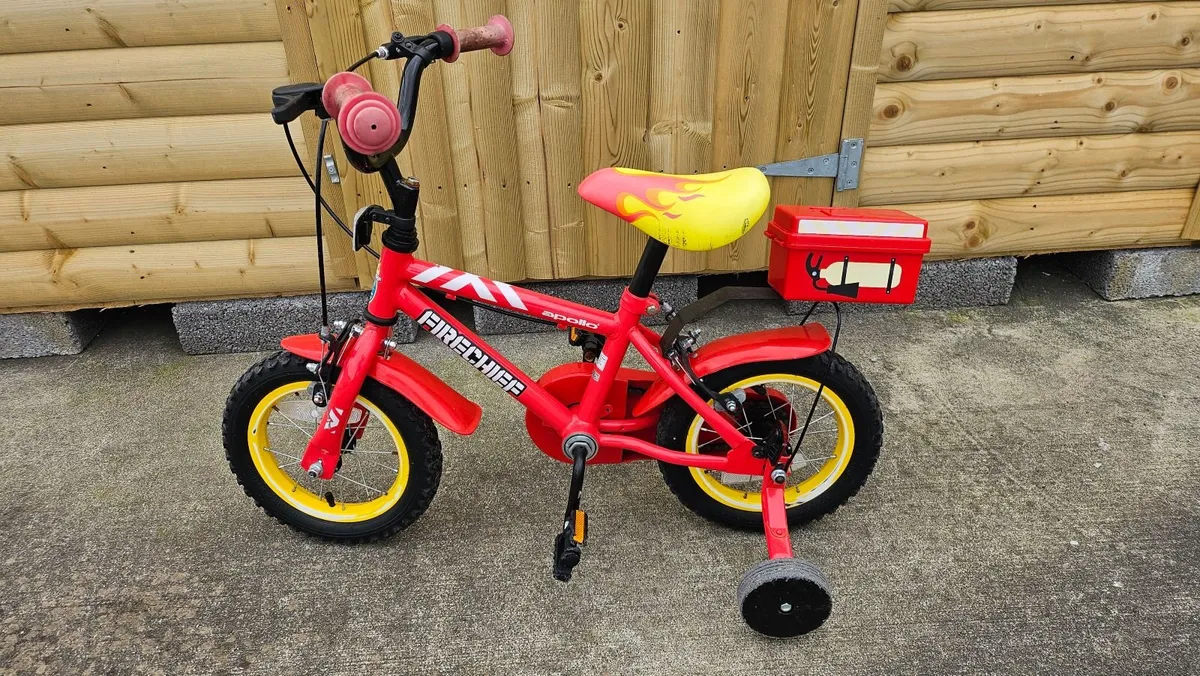 Apollo Firechief 12" Kids Bike - Image 1