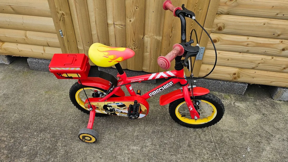Apollo Firechief 12" Kids Bike - Image 2
