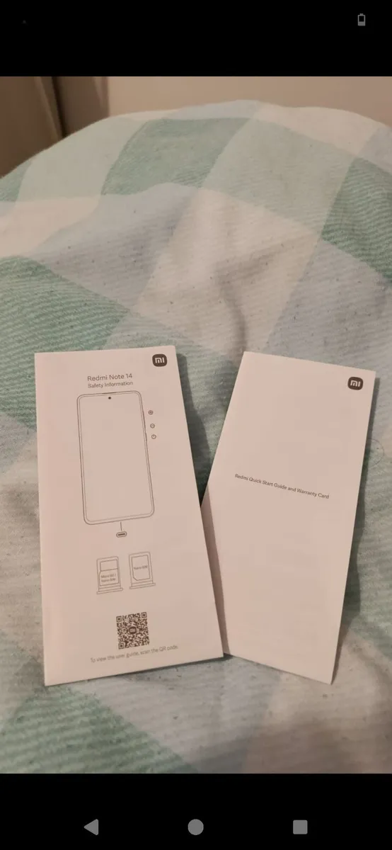 Xiaomi Redmi Note 14 4G with two cases from amazon - Image 3