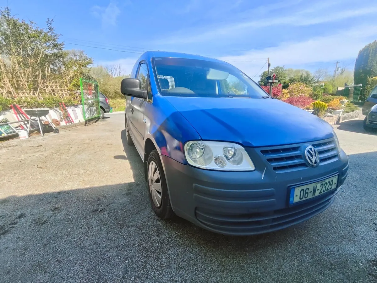 Volkswagen Caddy 2006 - Image 2