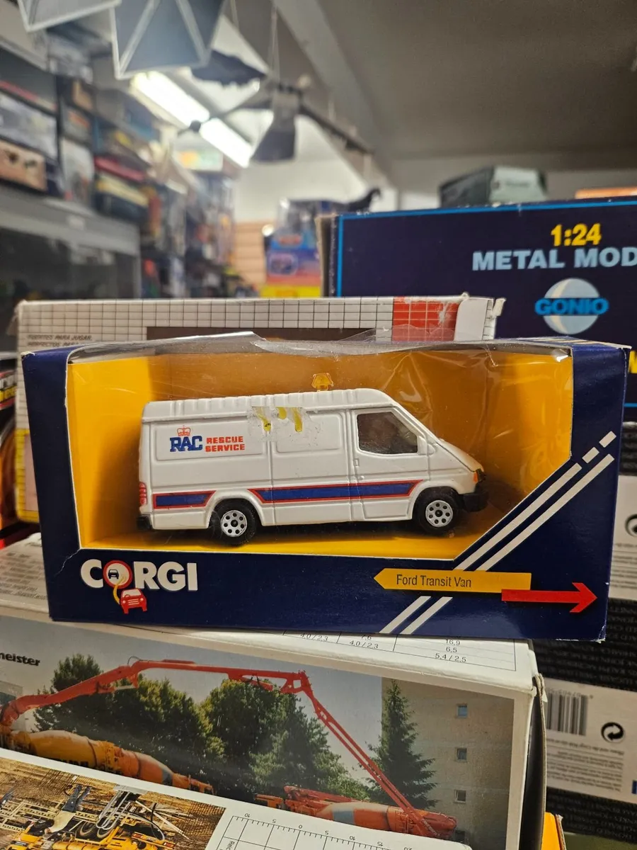 Corgi Ford Transit Van - Image 1