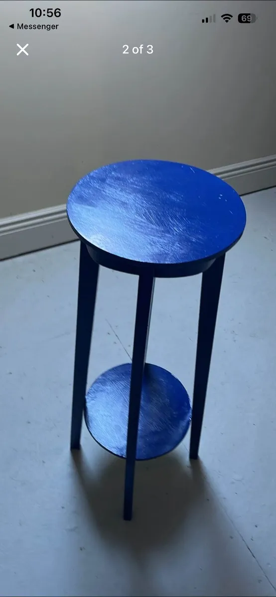 Plant stand - Image 1