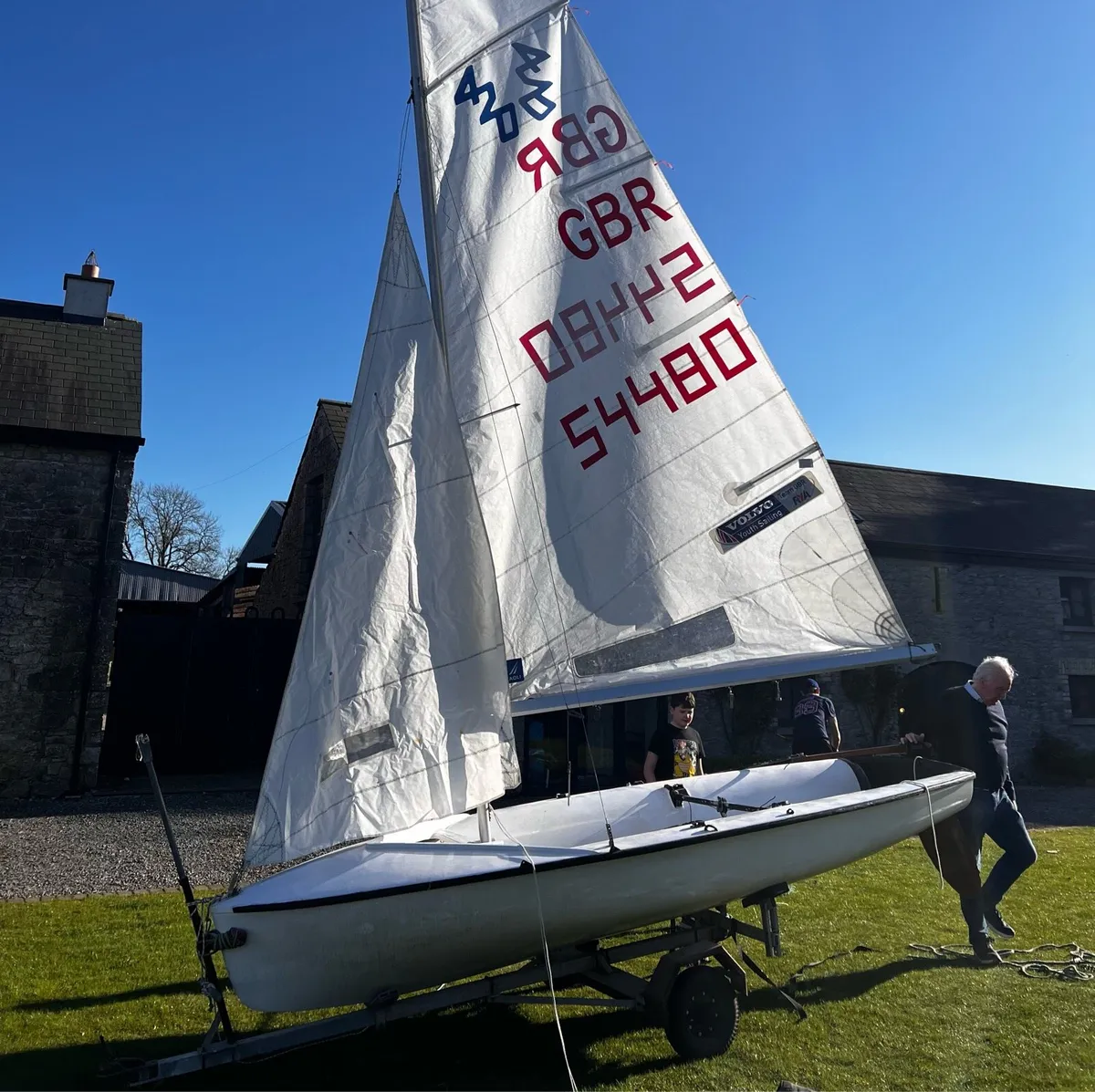 420 sailing dinghy - Image 1