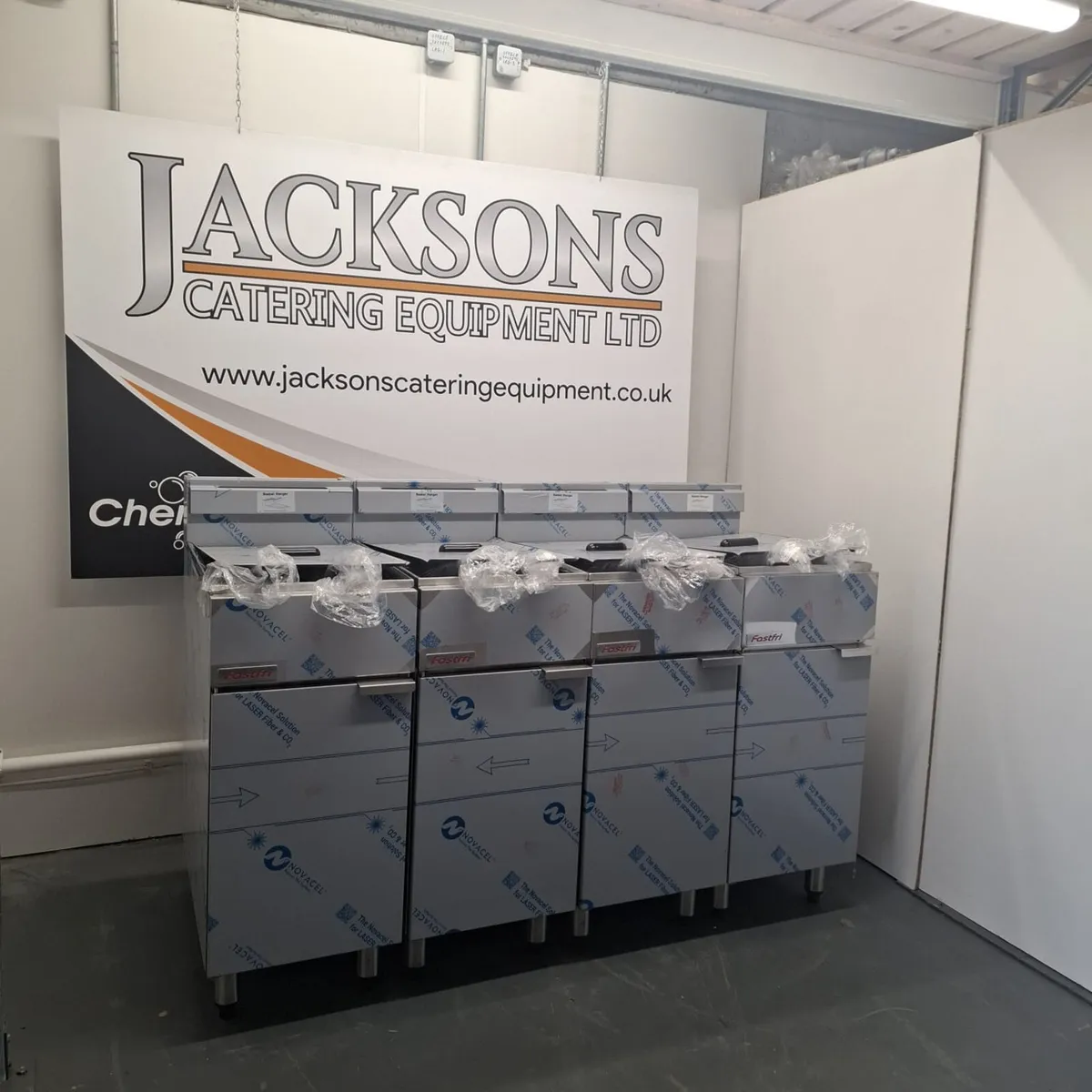 FastFri FF18 Single Tank Gas Fryer NAT/LPG - Image 2