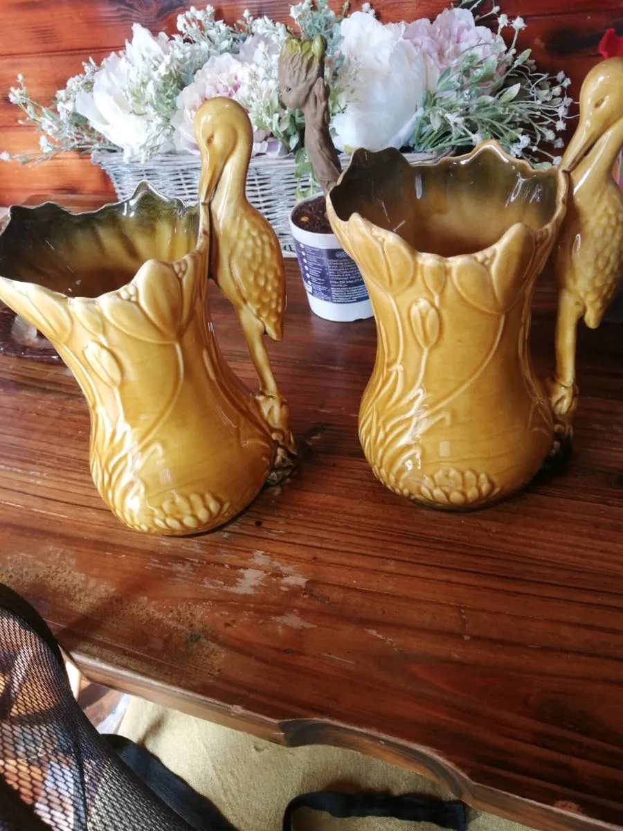 Sylvac vases - Image 1