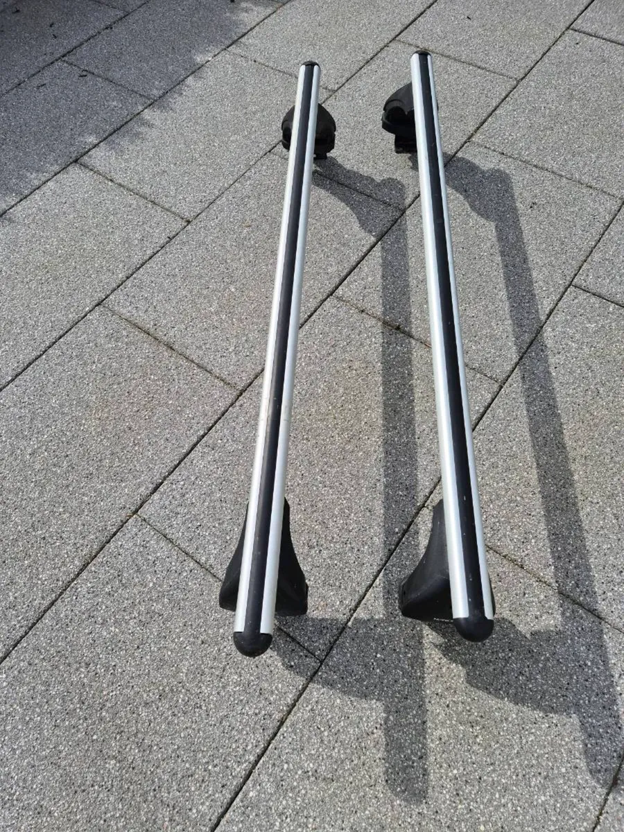 VW Golf roof rails /bars 2013 - Image 2