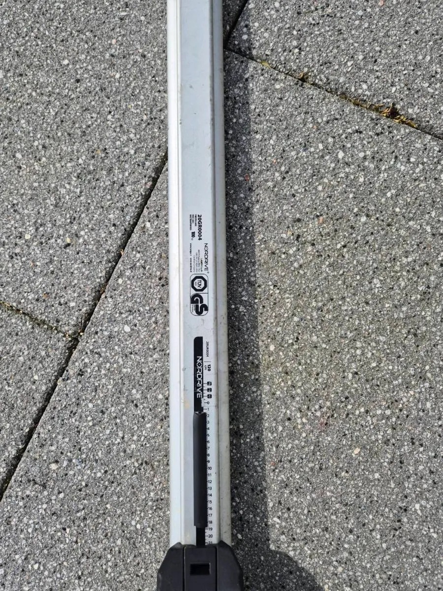 VW Golf roof rails /bars 2013 - Image 4