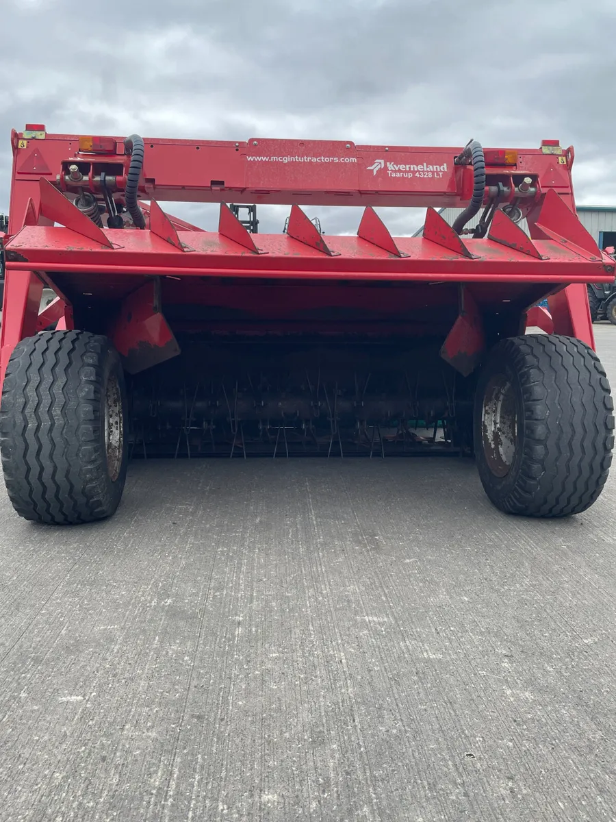 2016 Kverneland 4328LT trailed conditioner mower - Image 4