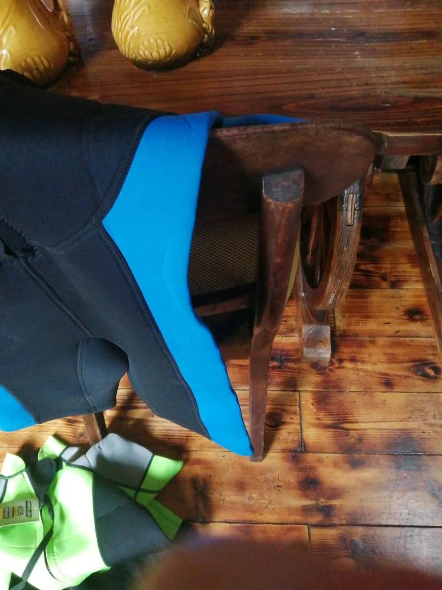 Kids wet suit - Image 4