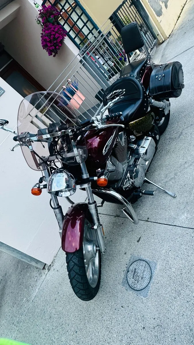 HONDA VTX 1300  LOW MILEAGE - Image 4