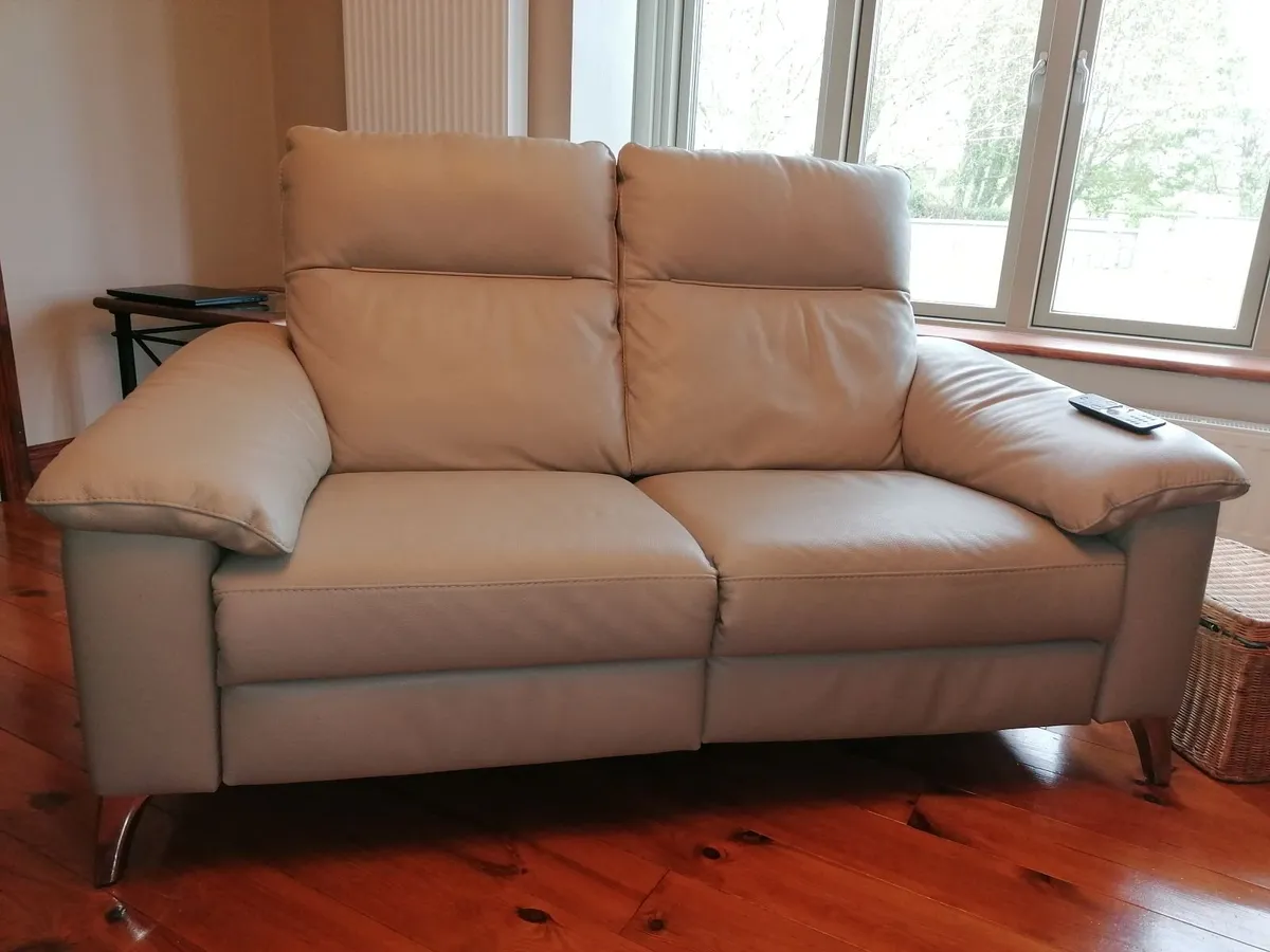 2 seater leather sofa - Image 1