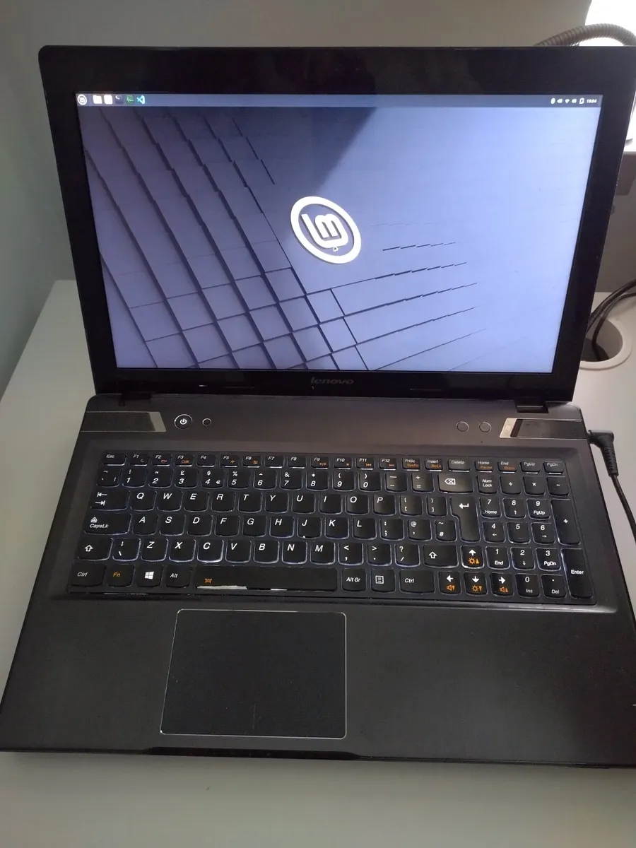 Lenovo Y580 (15.6") GTX660M 512GB SSD Big Battery - Image 1