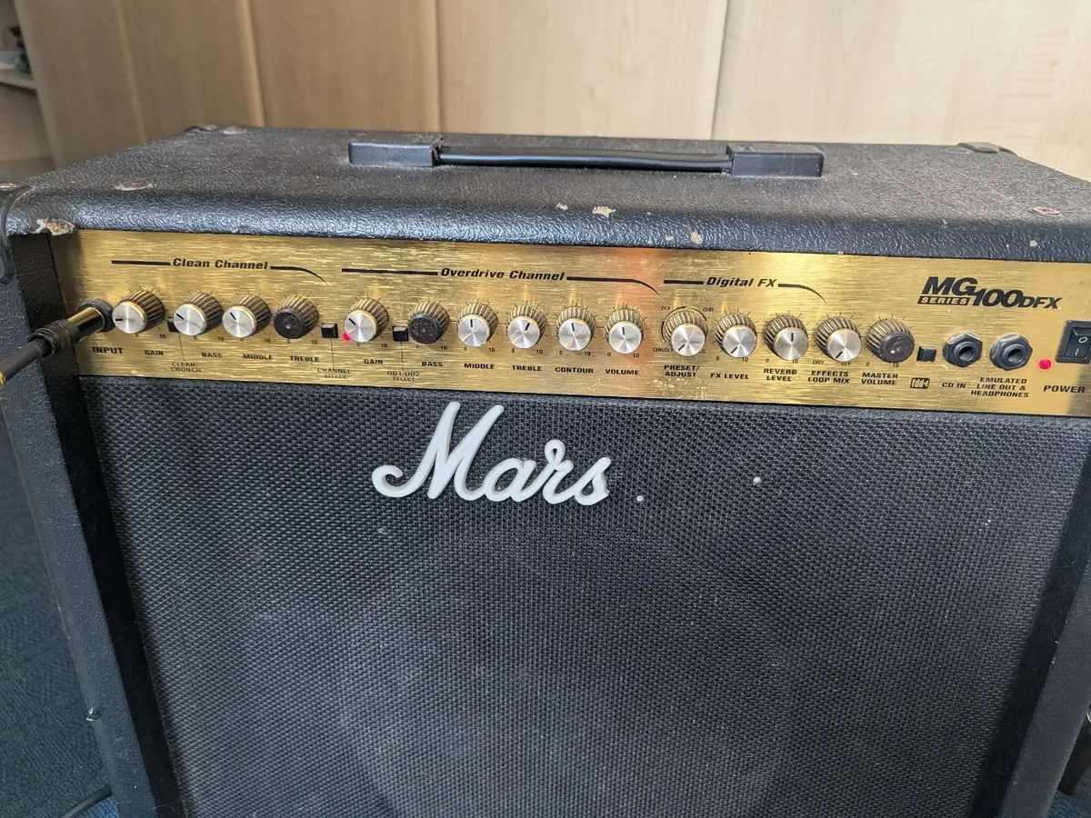 Marshall MG Series 100 DFX GUITAR AMP - Image 3