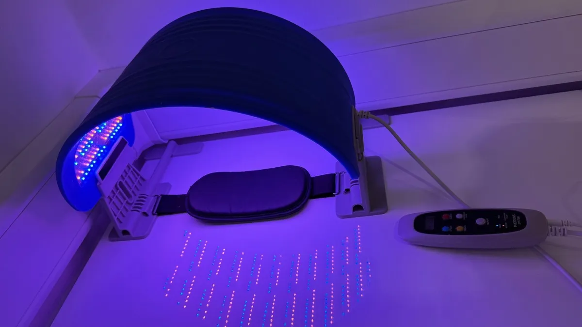 LED RED THERAPY MASK - Image 1