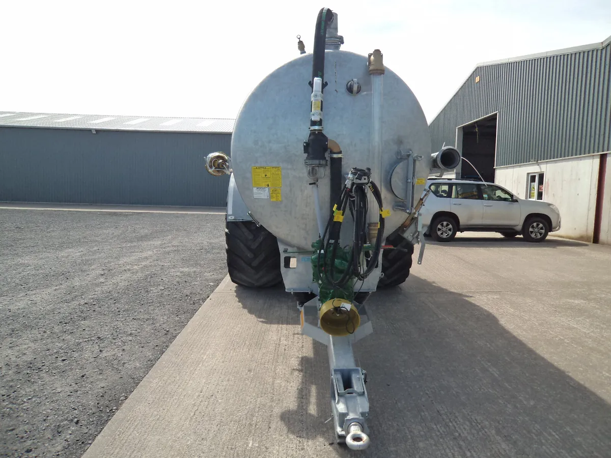 Major 2400 LGP Tanker - Image 3