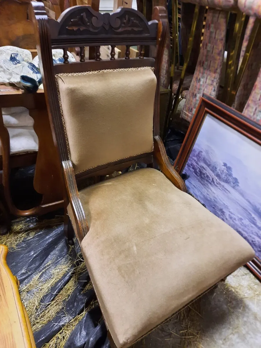 Antique armchair - Image 1