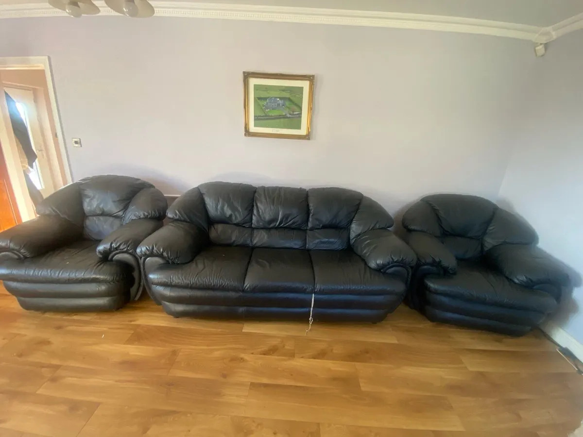 Leather suite - Image 2