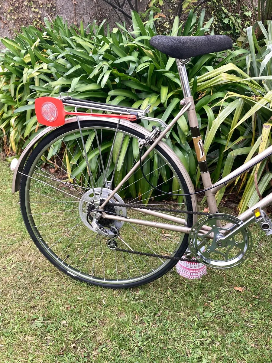 Vintage Raleigh Ladies Bike - Image 3