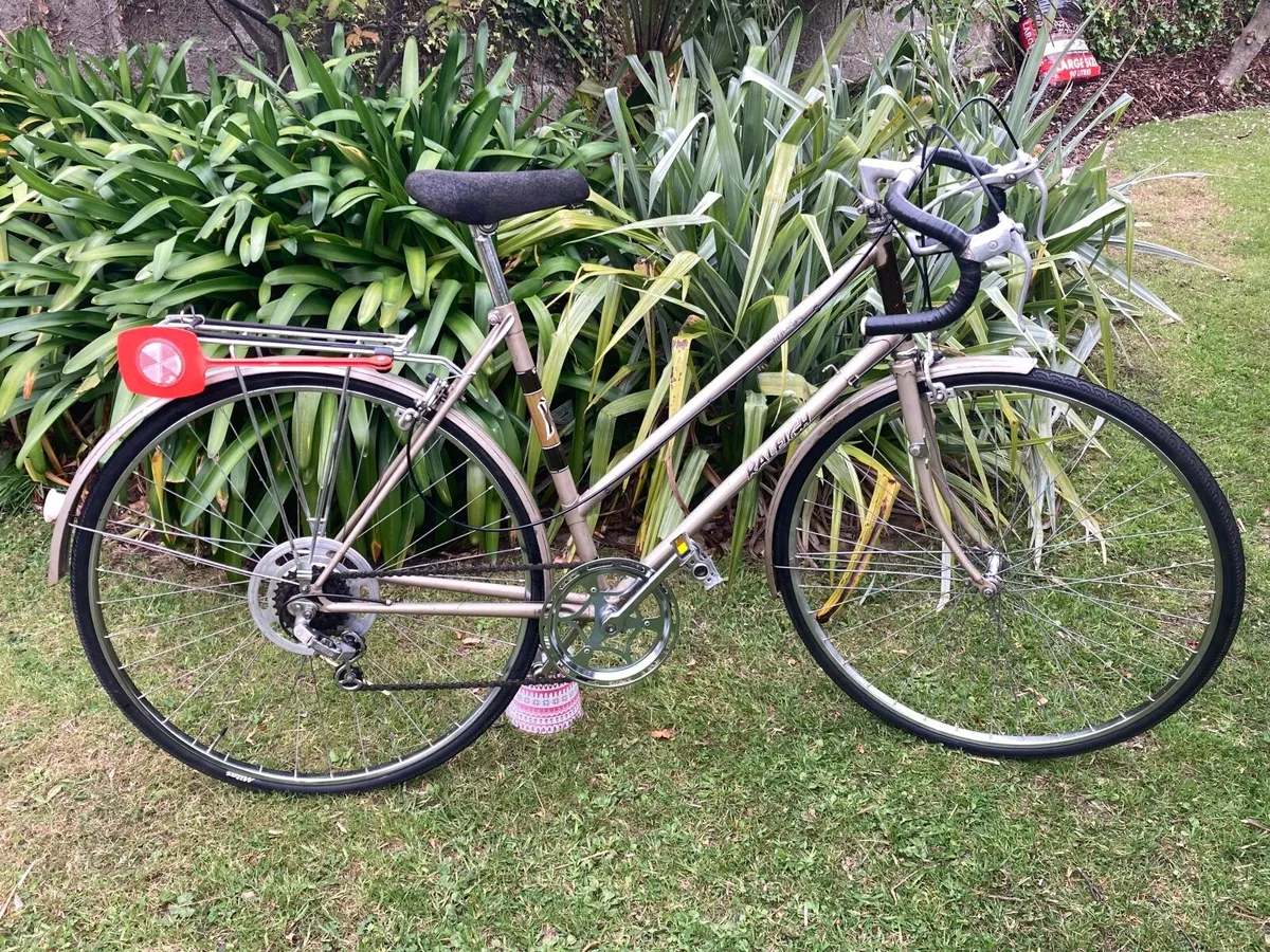 Vintage Raleigh Ladies Bike - Image 1