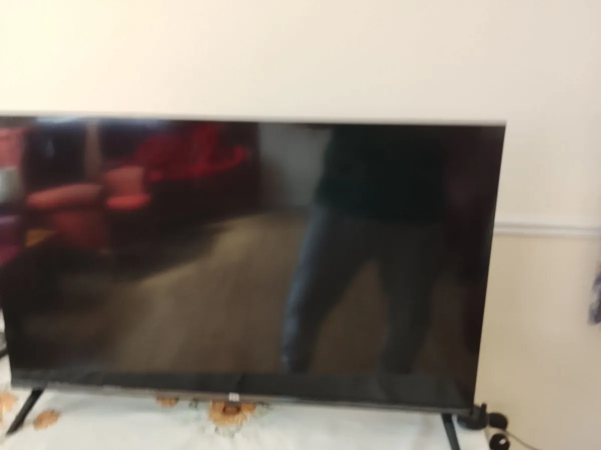 Smart tv 32inch - Image 1