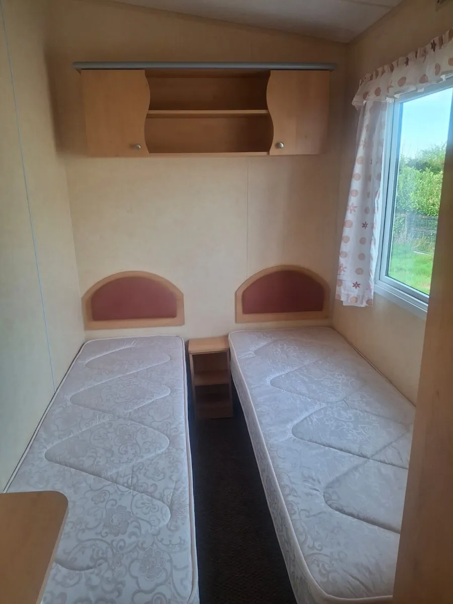 3 bedroom Mobile Home - Image 3