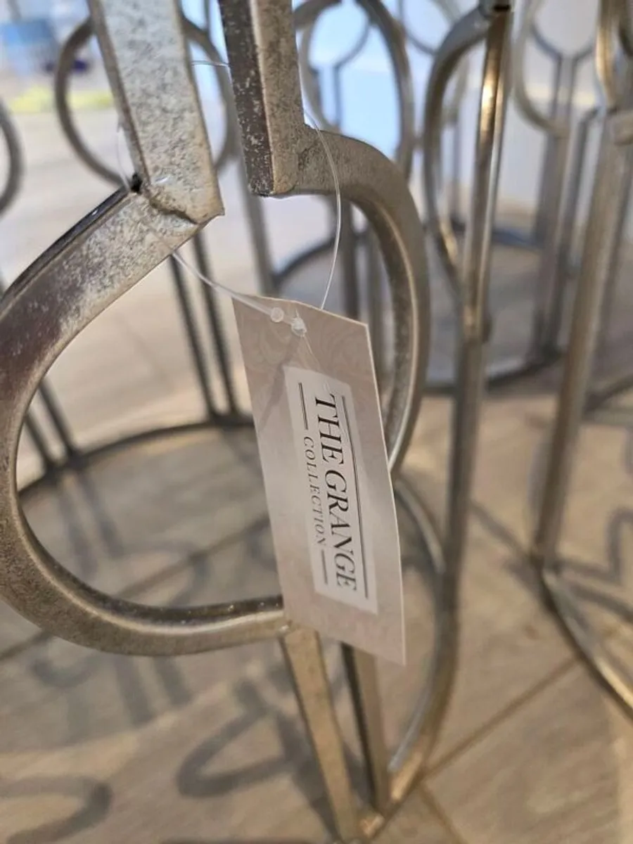 Set of side tables - Image 3