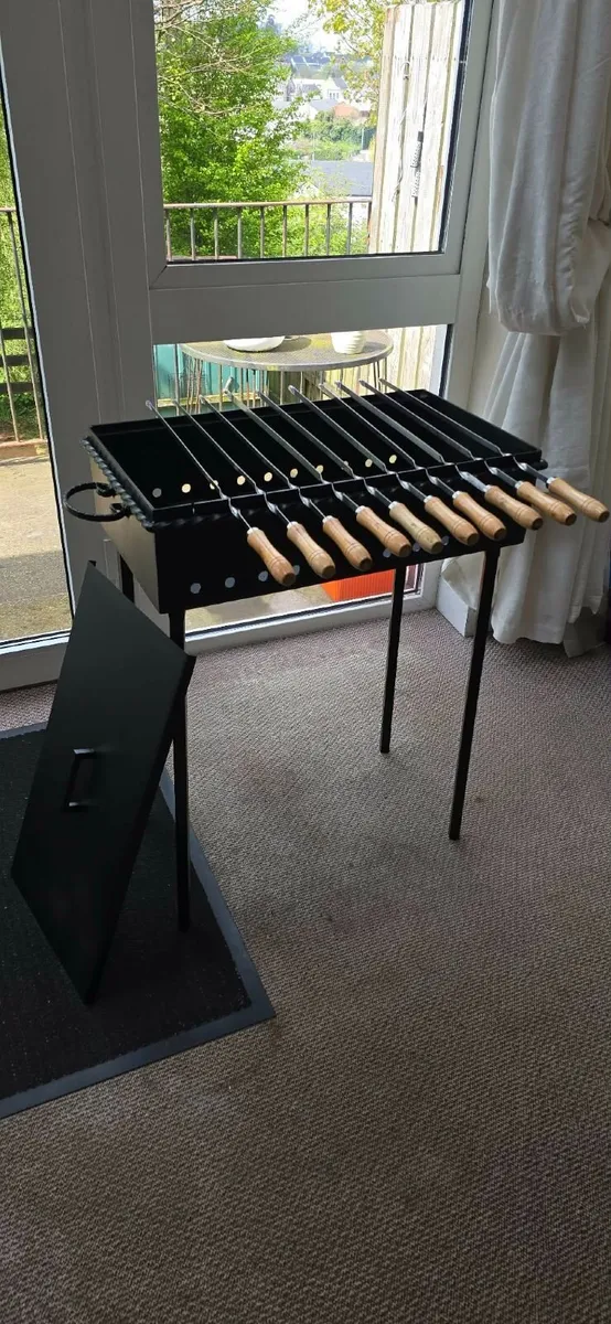 Barbecue grill - Image 1