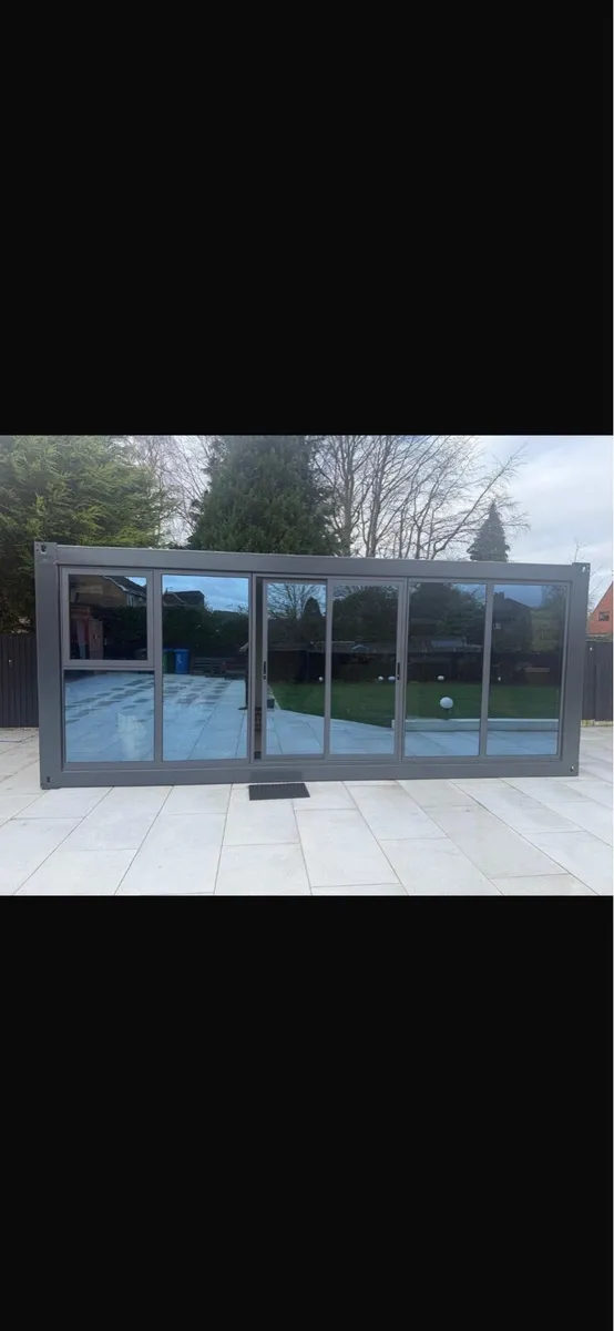 new office - Image 1