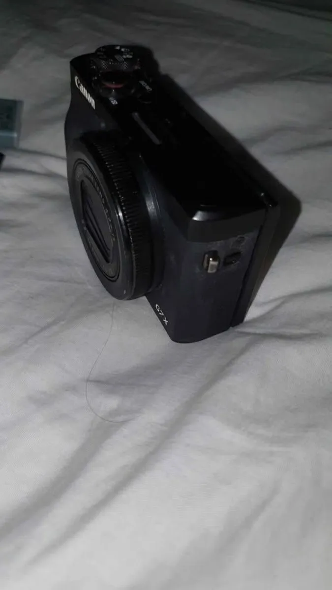 Canon G7x III Mark 3 - Image 2