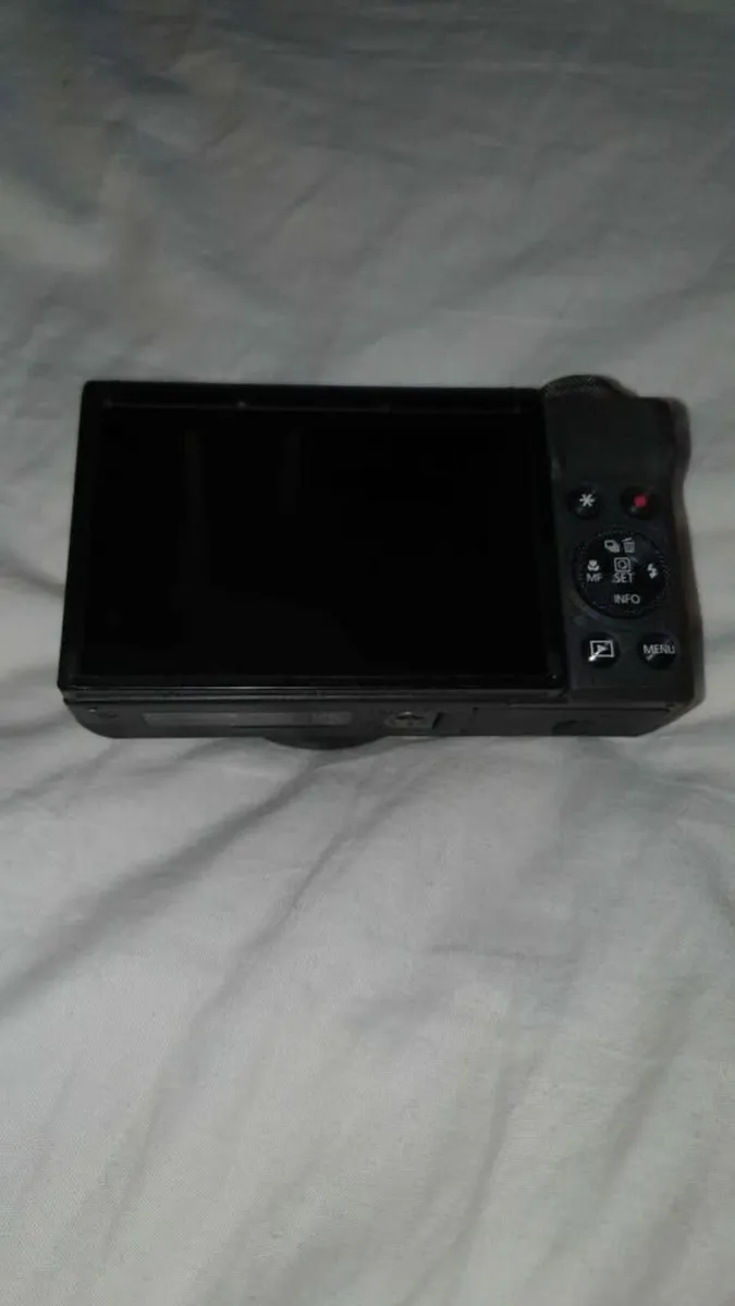 Canon G7x III Mark 3 - Image 3