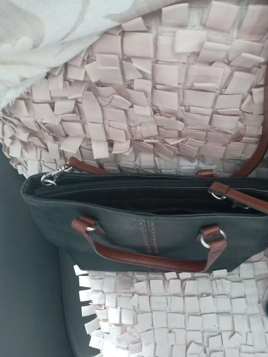 ladies bag - Image 3