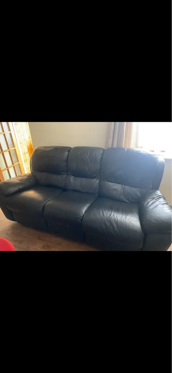 Leather Couch & 2 Chairs Set - Image 2