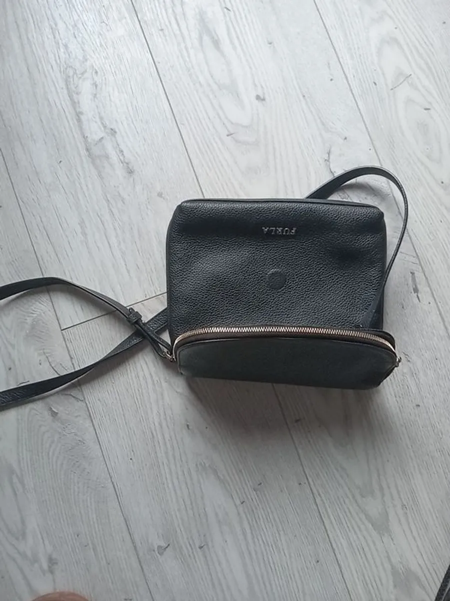 Black Leather Crossbody Bag - Image 3
