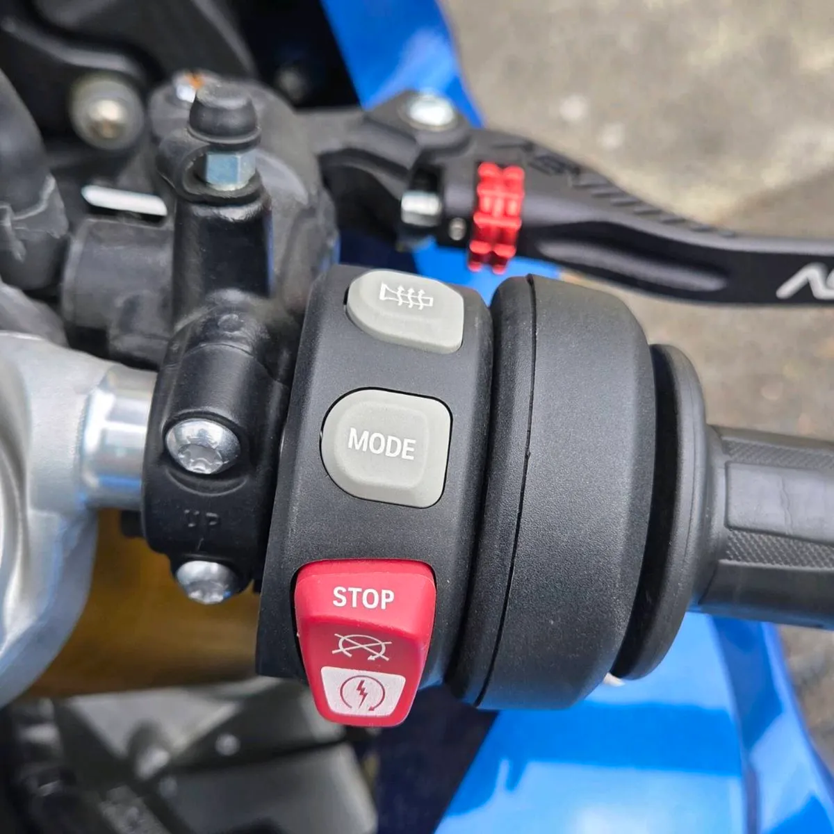 BMW S1000RR - Image 3