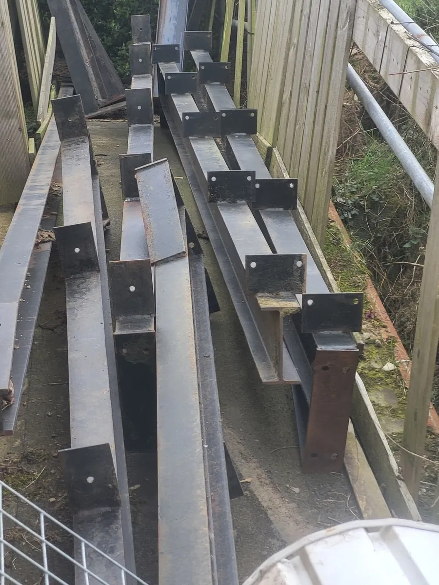 Steel Shed - Image 2