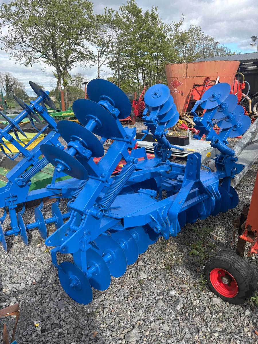 Parmitre folding Discharrow - Image 2