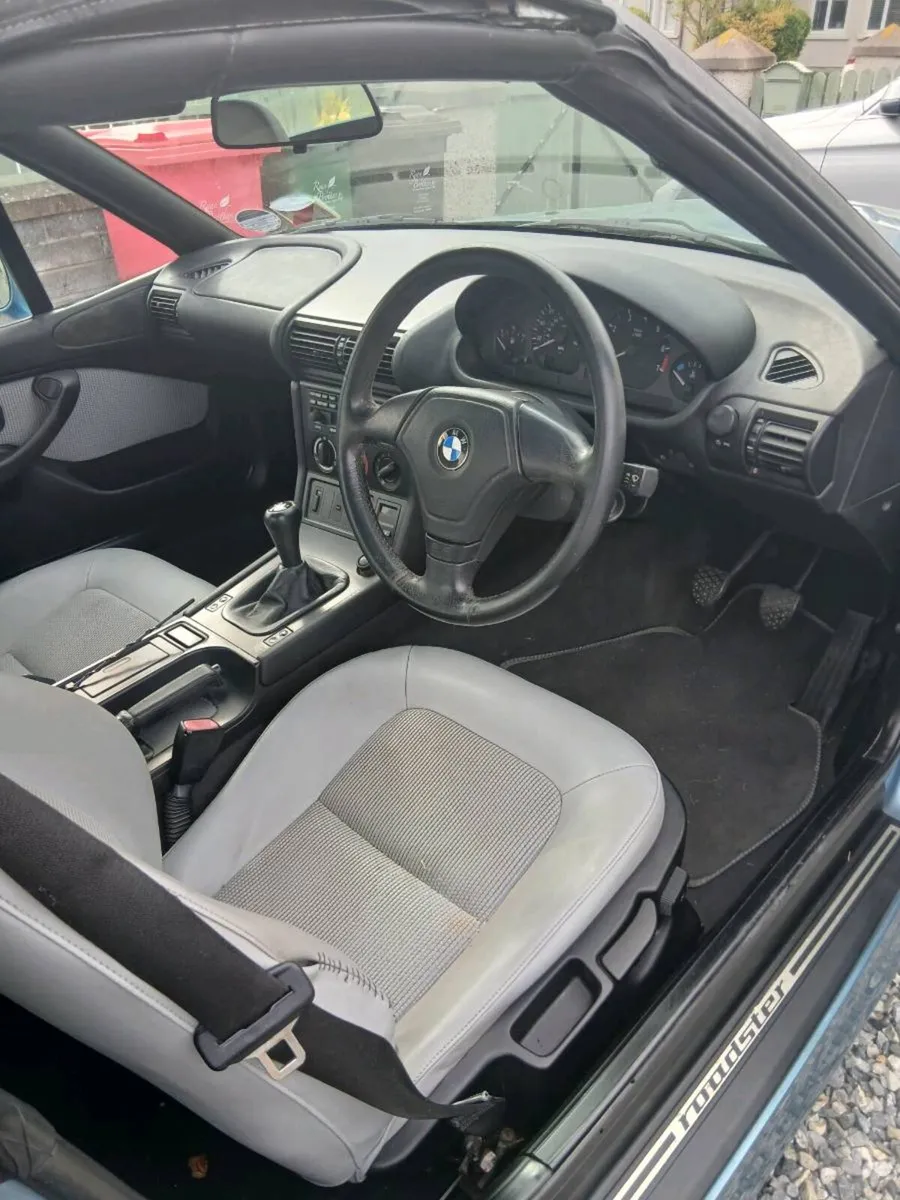 BMW Z3 ROADSTER - Image 3