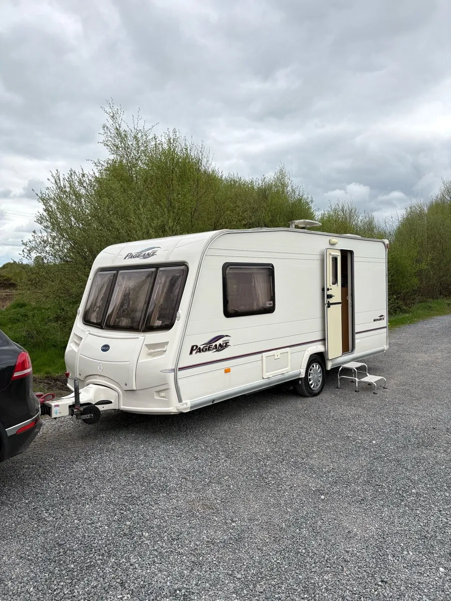 Bailey pageant 2/3 berth caravan for sale - Image 2