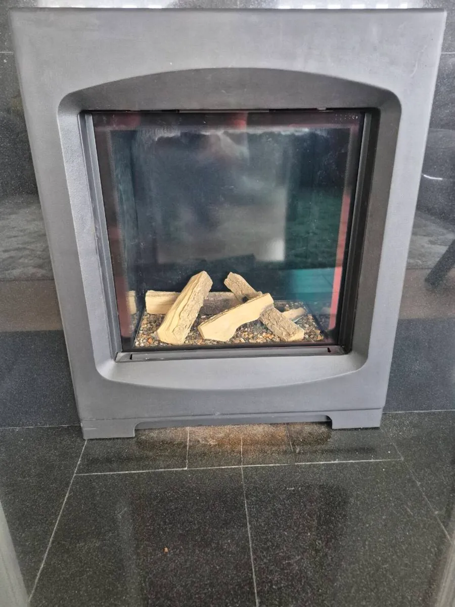 Gas Insert Fire 4kw - Image 4