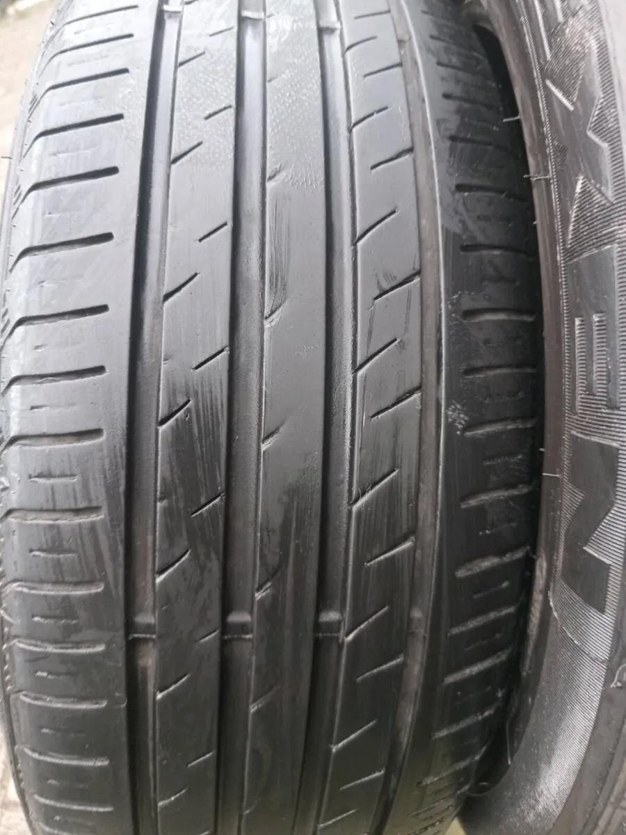 2x Tyres 205/55 R16 91V – Good Tread – €60 - Image 4