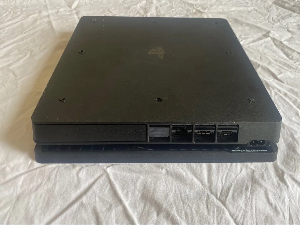 PS4 Slim 500GB + White Controller – Fully Working - Image 2