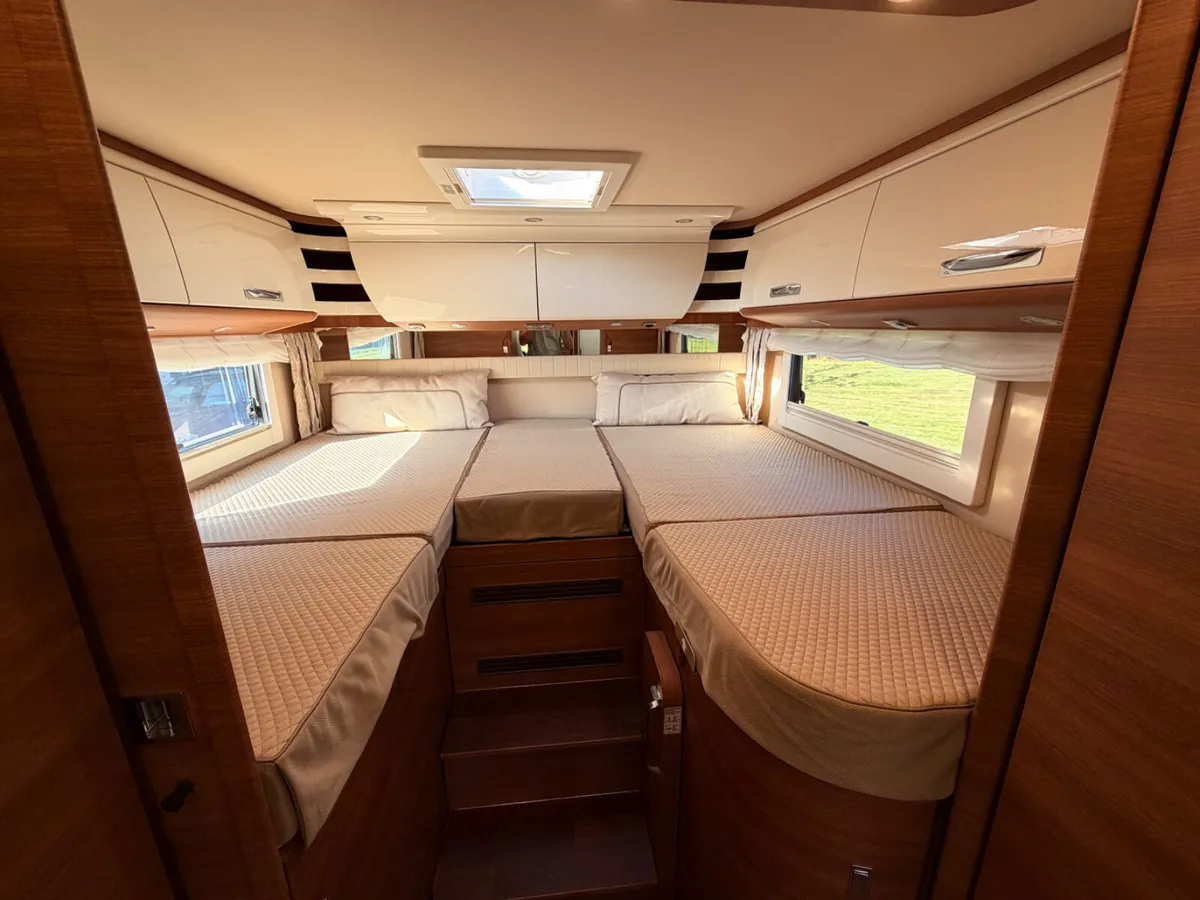 2022 CARTHAGO CHIC C-LINE 4.9 LEL R.H.D AUTO - Image 2