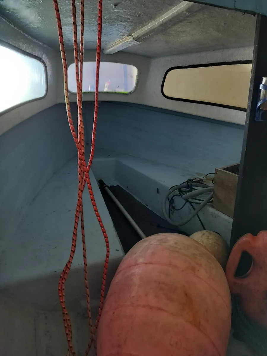 Classic Cabin Boat w/ Yamaha 4-Stroke Outboard - Image 4