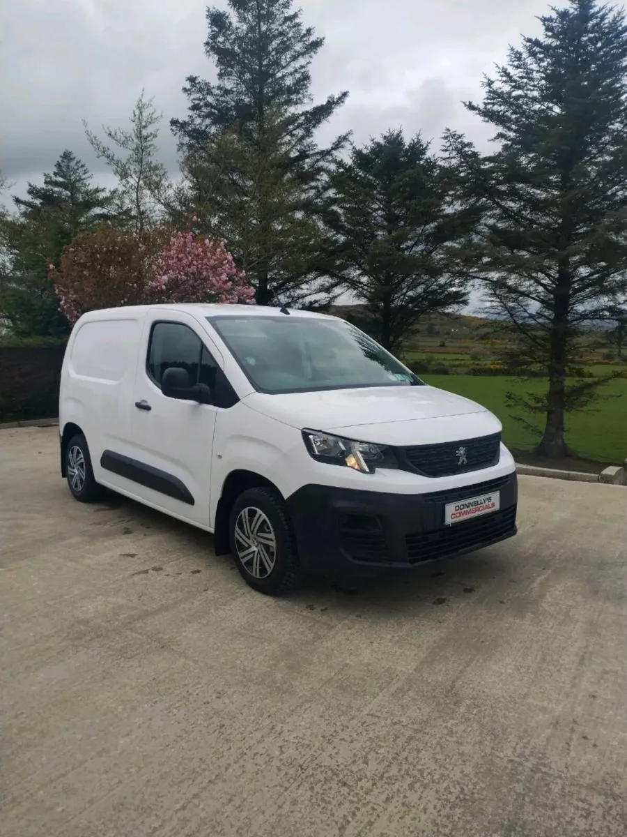 Donnelly's commercials letterkenny Co.Donegal - Image 1