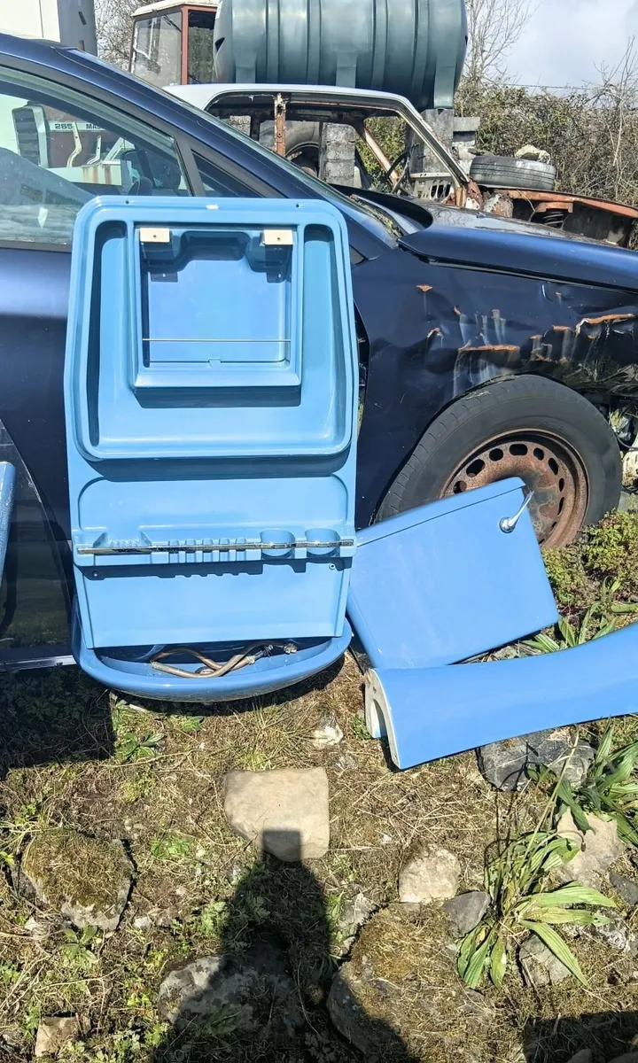 Bathroom set - Image 2