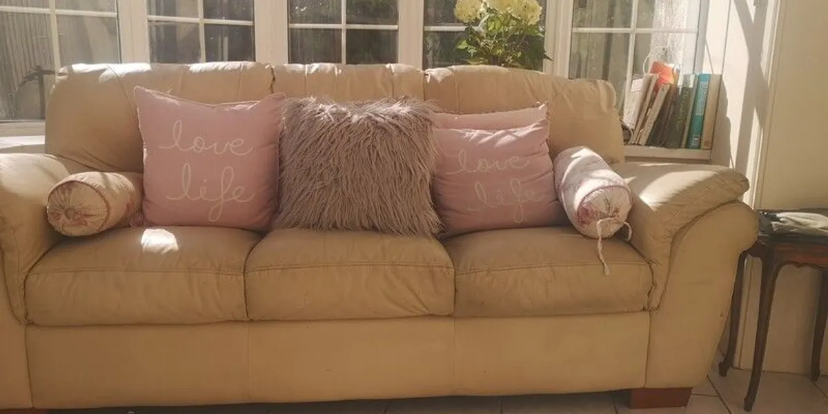 two sofas - Image 1