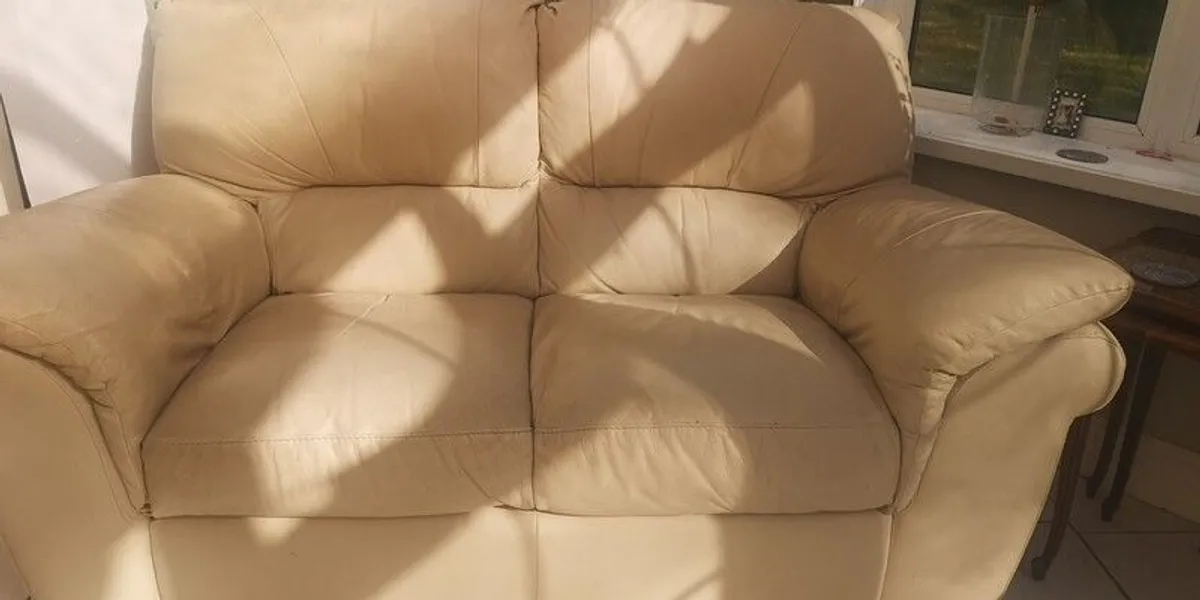two sofas - Image 3