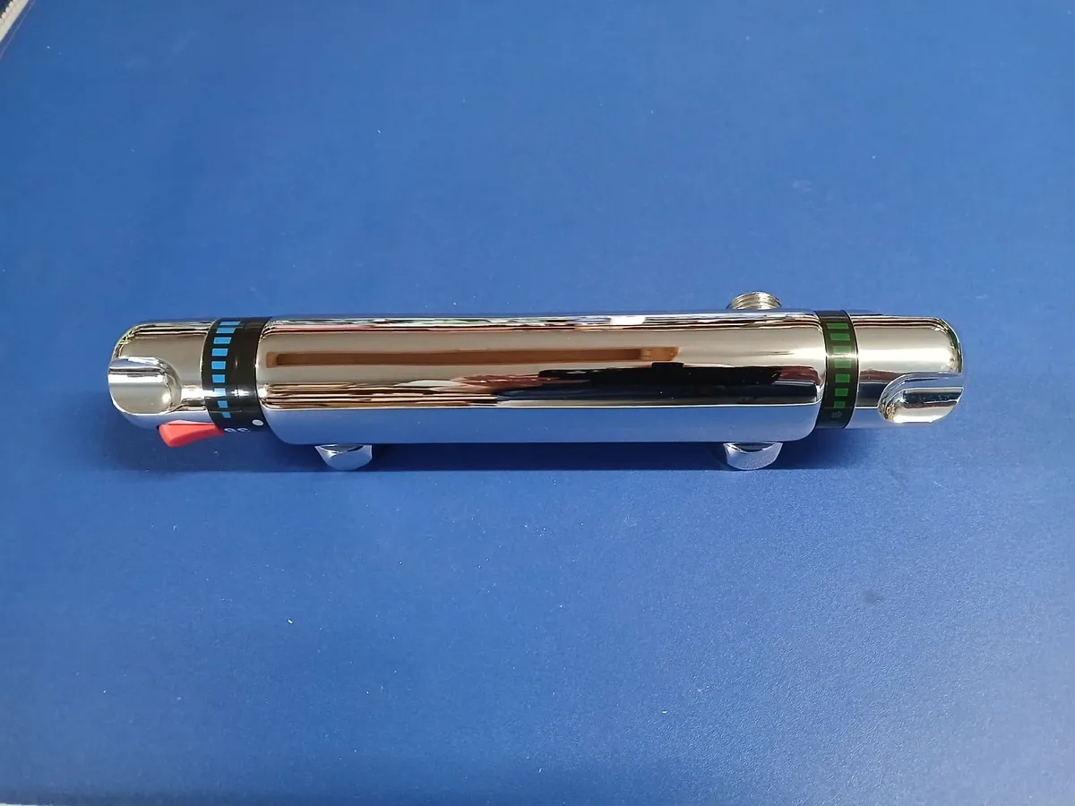 THERMOSTATIC SHOWER MIXER VALVE