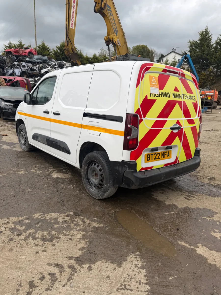 Breaking 2022 Peugeot Partner 1000 1.6 Hdi - Image 3